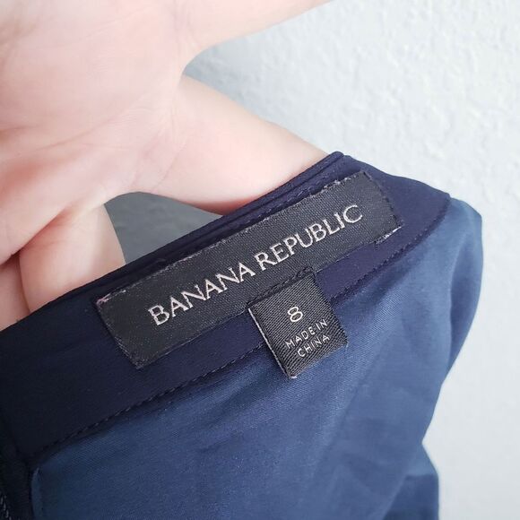Banana Republic Navy Blue Floral Pleated Skirt - Picture 7 of 7
